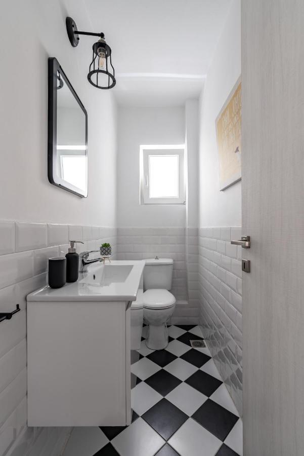 The Black Marble - Sea View, 2Br, 2Ba By Bnc Athens Luaran gambar