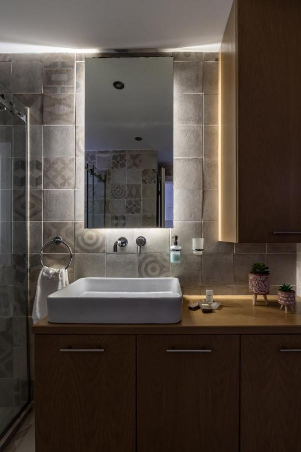 The Black Marble - Sea View, 2Br, 2Ba By Bnc Athens Luaran gambar